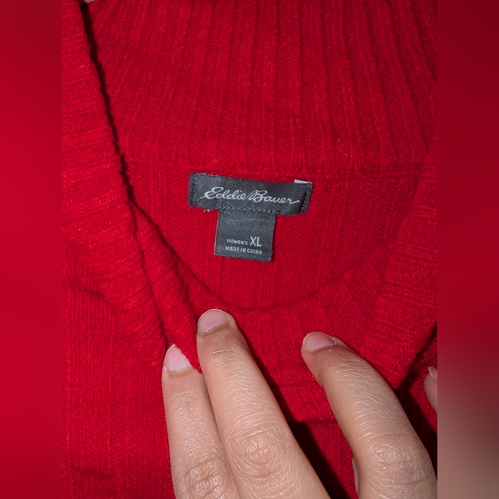 Eddie Bauer Red Women's Sweater - Picture 3 of 5